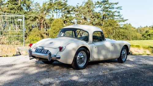 1958 MG MGA 1500 Coupe RHD For Sale (picture 9 of 152)