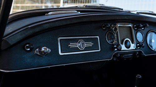 1958 MG MGA 1500 Coupe RHD For Sale (picture 23 of 152)