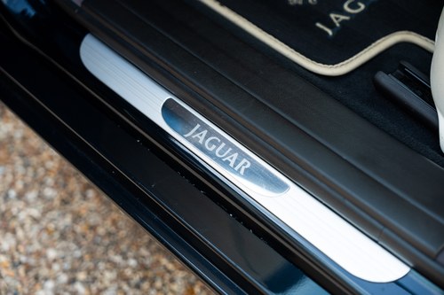 2006 Jaguar XJR Portfolio X356 Te koop (foto 83 van 234)