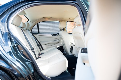 2006 Jaguar XJR Portfolio X356 Te koop (foto 122 van 234)