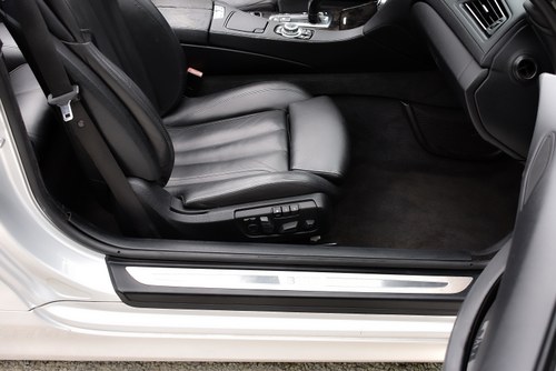 2012 BMW 650i Convertible 4,4L V8 Te koop (foto 32 van 73)