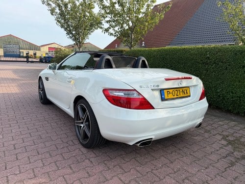 2012 Mercedes-Benz SLK 200 BlueEFFICIENCY Roadster In vendita (immagine 3 di 64)
