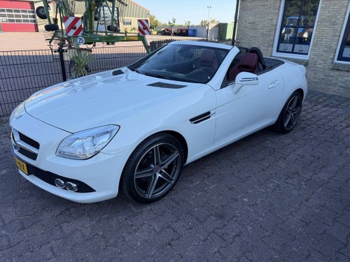 2012 Mercedes-Benz SLK 200 BlueEFFICIENCY Roadster In vendita (immagine 11 di 64)