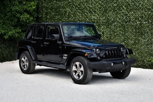 2016 Jeep Wrangler Sahara SUV 220CI V6 In vendita (immagine 5 di 75)