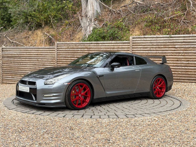 2015 Nissan GTR - 1 2015 Nissan GTR - 1