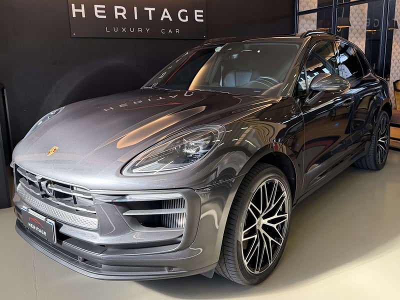 2022 Porsche Macan - 2 2022 Porsche Macan - 2