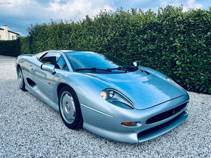 1993 Jaguar XJ220 - 2 1993 Jaguar XJ220 - 2