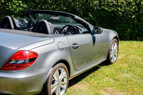 2010 Mercedes-Benz SLK350 V6 à venda (imagem 53 de 80)