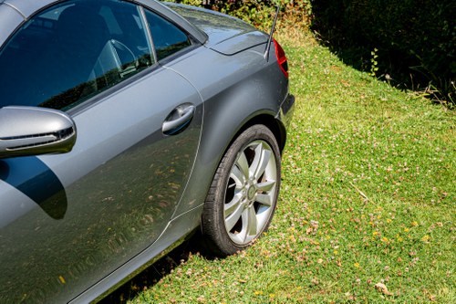 2010 Mercedes-Benz SLK350 V6 à venda (imagem 45 de 80)