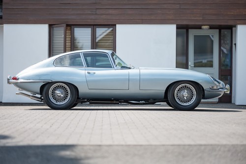 1966 Jaguar E-Type 4.2 FHC LHD Series 1 à venda (imagem 7 de 167)