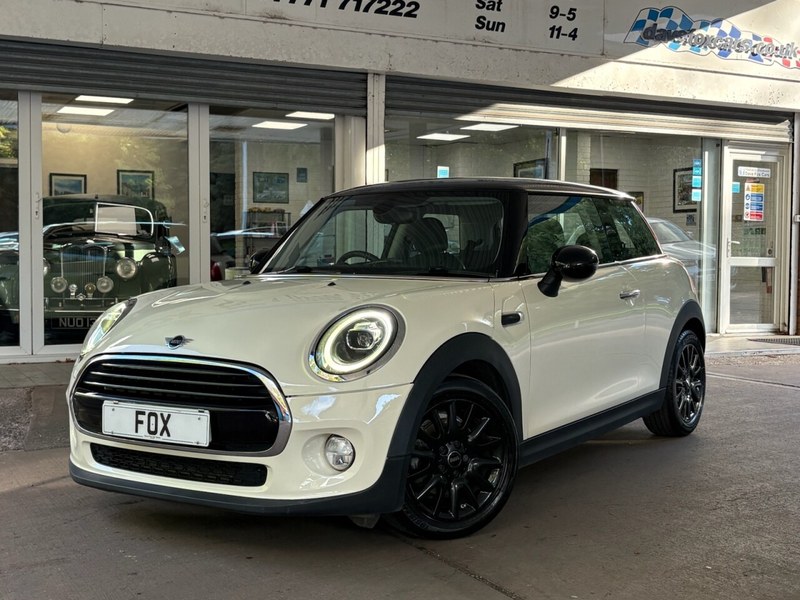 2018 Mini Hatchback - 1 2018 Mini Hatchback - 1