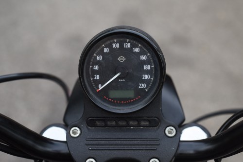 2014 Harley-Davidson Sportster XL883N Iron 883 zum Verkauf (Bild 57 von 81)