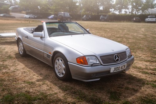 1991 Mercedes-Benz 300 SL-24 For Sale (picture 1 of 117)