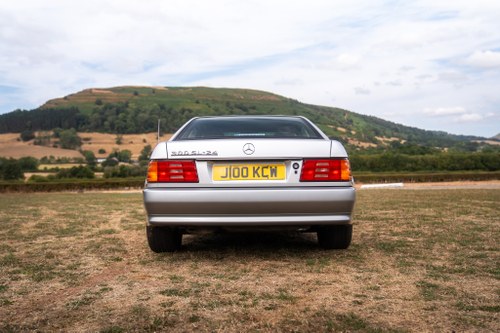 1991 Mercedes-Benz 300 SL-24 For Sale (picture 25 of 117)