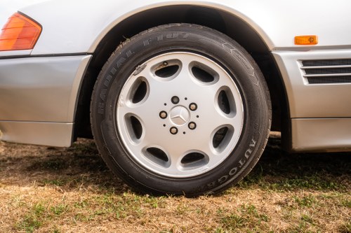 1991 Mercedes-Benz 300 SL-24 For Sale (picture 41 of 117)