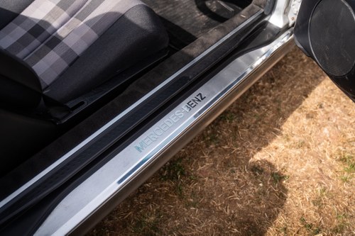 1991 Mercedes-Benz 300 SL-24 For Sale (picture 45 of 117)