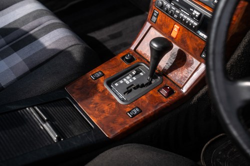 1991 Mercedes-Benz 300 SL-24 For Sale (picture 49 of 117)