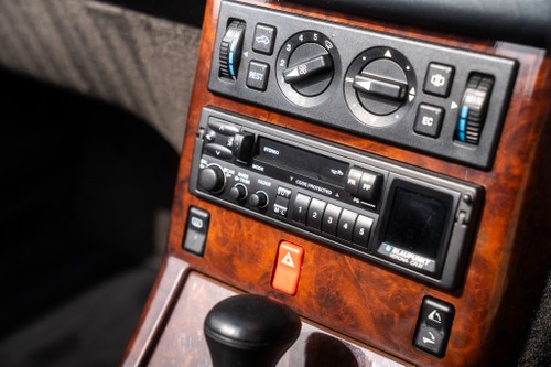 1991 Mercedes-Benz 300 SL-24 For Sale (picture 57 of 117)