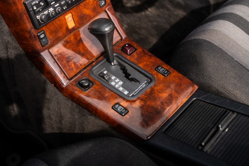 1991 Mercedes-Benz 300 SL-24 For Sale (picture 72 of 117)