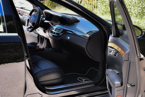 2008 Mercedes-Benz S63 AMG Sedan 6,3L V8 Te koop (foto 34 van 96)