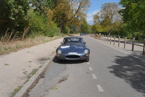 1964 Jaguar E-Type Series 1 3.8L FHC LHD Lightweight FIA Road/Race Car Te koop (foto 5 van 130)