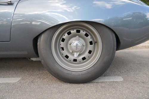 1964 Jaguar E-Type Series 1 3.8L FHC LHD Lightweight FIA Road/Race Car Te koop (foto 21 van 130)