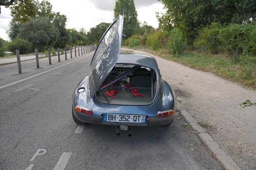 1964 Jaguar E-Type Series 1 3.8L FHC LHD Lightweight FIA Road/Race Car Te koop (foto 60 van 130)
