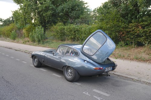 1964 Jaguar E-Type Series 1 3.8L FHC LHD Lightweight FIA Road/Race Car Te koop (foto 61 van 130)