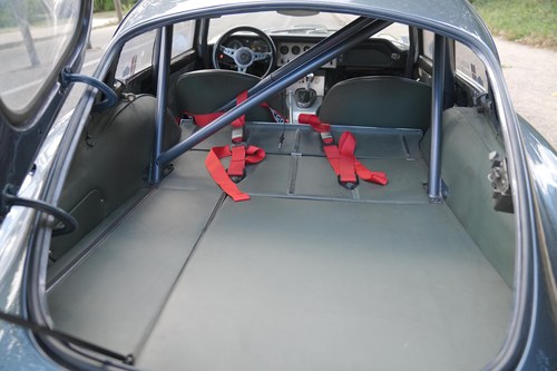 1964 Jaguar E-Type Series 1 3.8L FHC LHD Lightweight FIA Road/Race Car Te koop (foto 62 van 130)