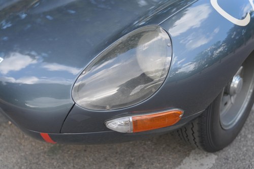 1964 Jaguar E-Type Series 1 3.8L FHC LHD Lightweight FIA Road/Race Car Te koop (foto 90 van 130)