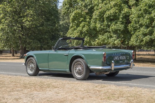 1967 Triumph TR4A IRS For Sale (picture 13 of 116)