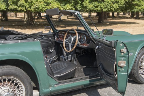 1967 Triumph TR4A IRS For Sale (picture 12 of 116)