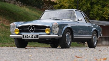 Mercedes SL Class 280 SL Pagoda