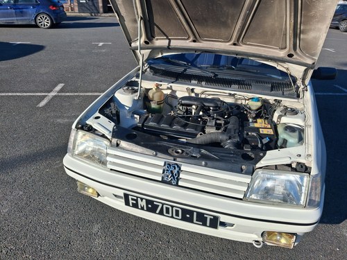 1988 Peugeot 205 Junior Cabriolet En venta (imagen 48 de 51)