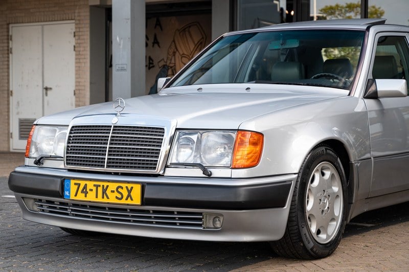 1992 Mercedes E Class - 2 1992 Mercedes E Class - 2