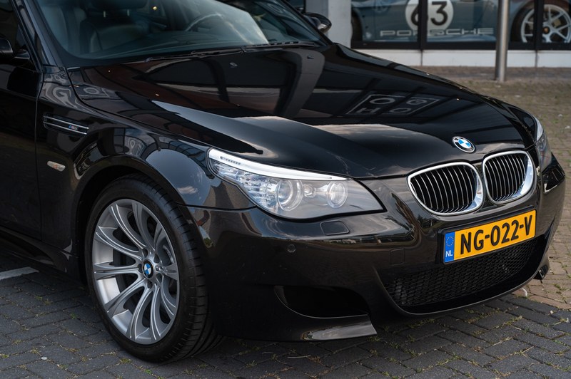2007 BMW M5 - 2 2007 BMW M5 - 2