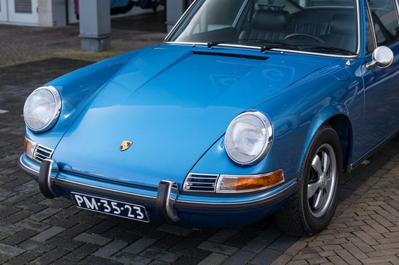 1970 Porsche 911 - 2 1970 Porsche 911 - 2