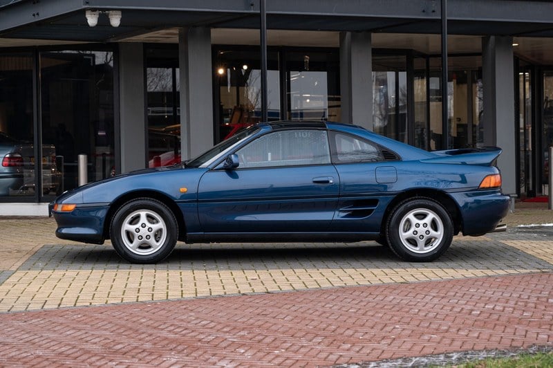 1991 Toyota MR2 - 2 1991 Toyota MR2 - 2