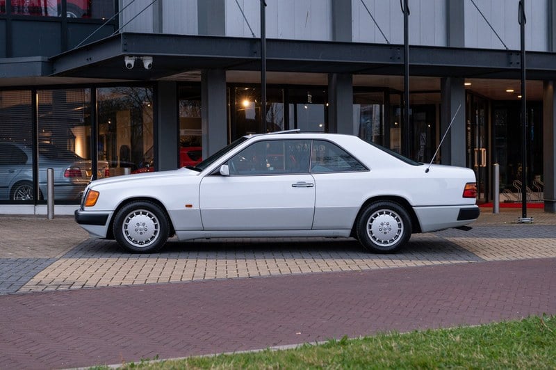 1991 Mercedes E Class - 2 1991 Mercedes E Class - 2