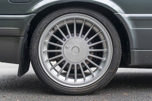 1989 BMW 325i zum Verkauf (Bild 11 von 127)