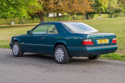 1995 Mercedes-Benz E320 Automatic C124 For Sale (picture 25 of 171)