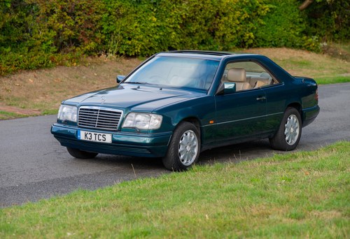 1995 Mercedes-Benz E320 Automatic C124 For Sale (picture 13 of 171)