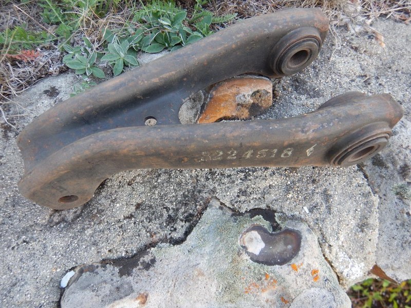RENAULT 4CV - 1 RENAULT 4CV - 1