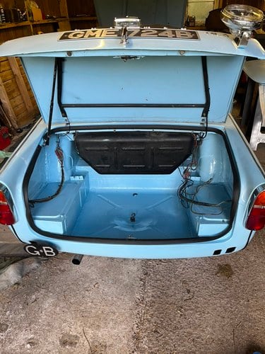 1964 Triumph TR4 Rally Evocation In vendita (immagine 108 di 177)