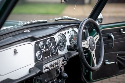 1962 Triumph TR4 Te koop (foto 26 van 135)