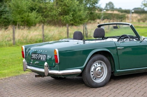 1962 Triumph TR4 Te koop (foto 78 van 135)