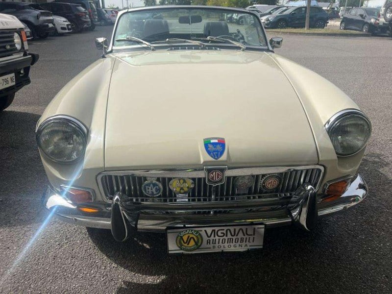 1973 MG MGB - 2 1973 MG MGB - 2