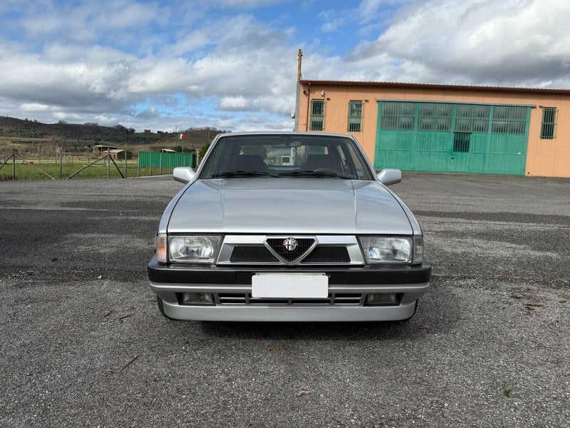 1992 Alfa Romeo 75 - 2 1992 Alfa Romeo 75 - 2