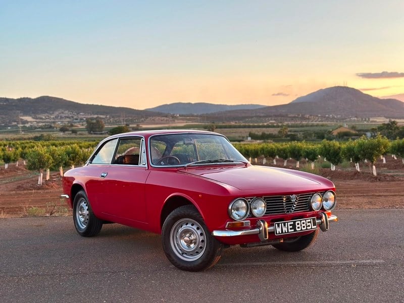 1971 Alfa Romeo 2000 - 1 1971 Alfa Romeo 2000 - 1