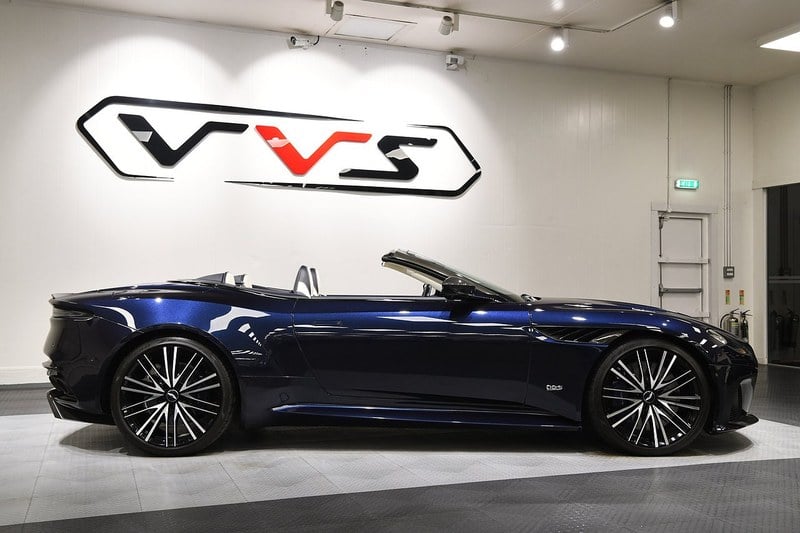 2020 Aston Martin DBS - 2 2020 Aston Martin DBS - 2